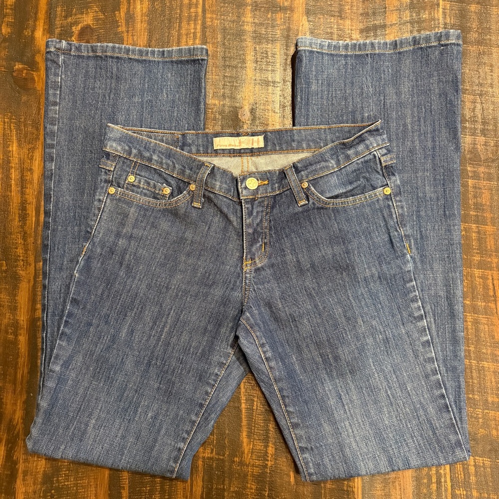Flying Monkey Mid Rise Straight Leg Blue Jeans Women’s Size 7